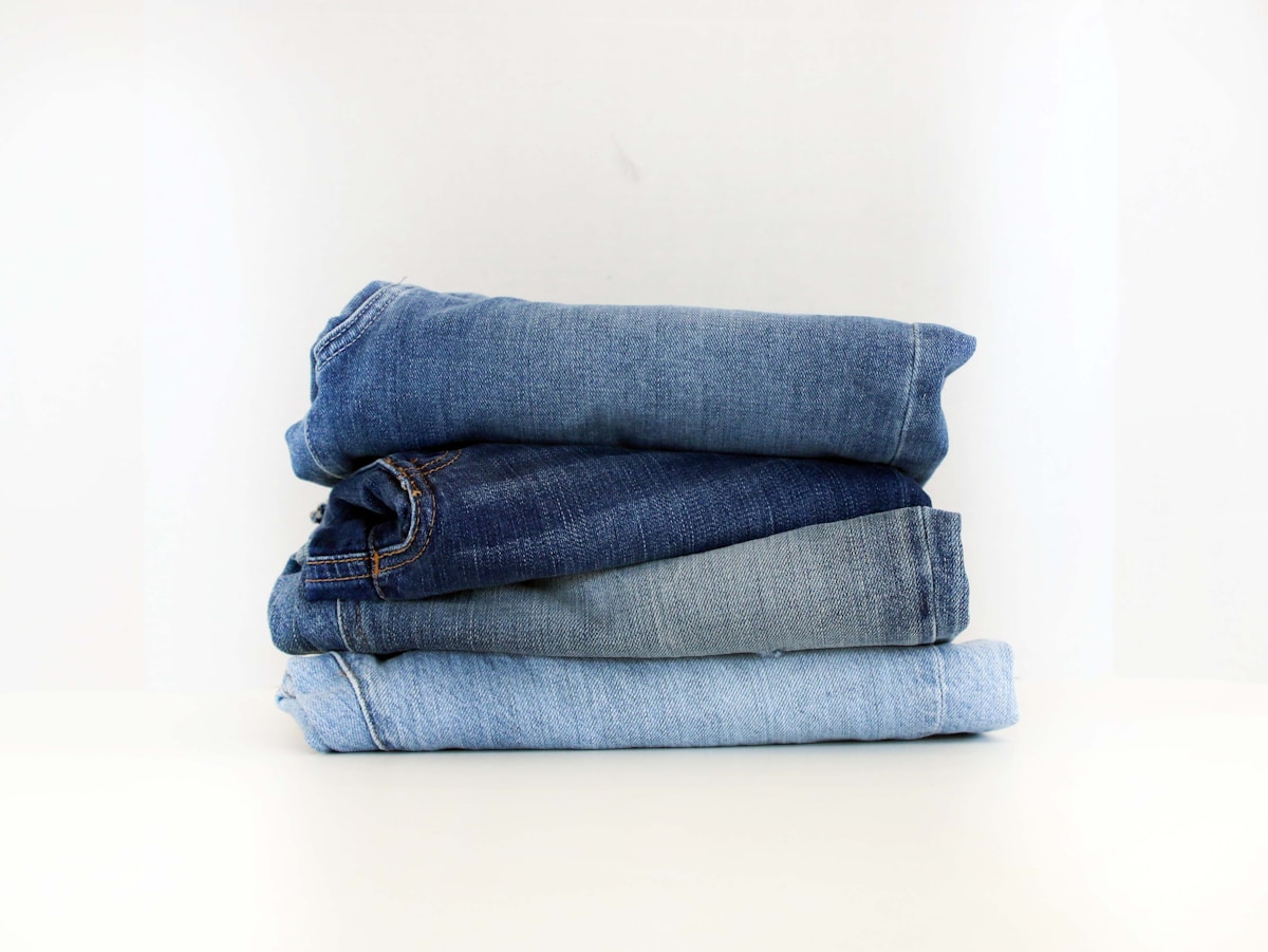 Light wash slim-fit denim jeans